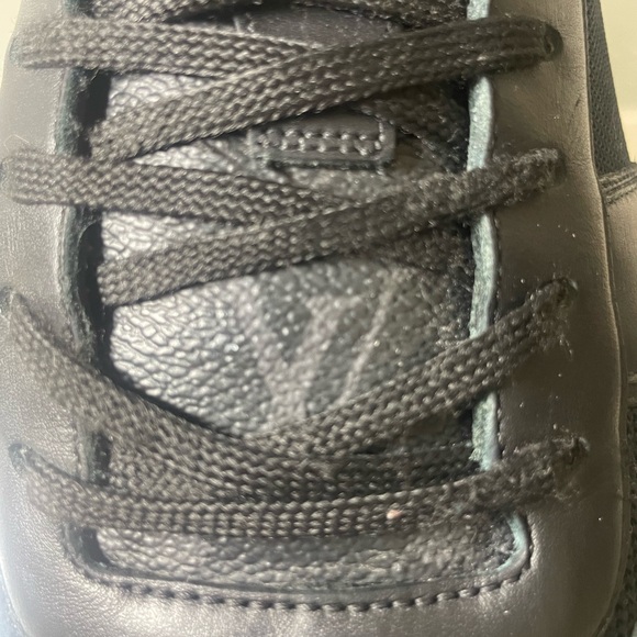Louis Vuitton black monogram canvas and mesh run away lace up snesrkers sz 9.5 - Picture 14 of 16